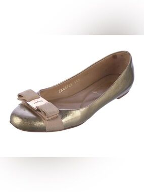 Varina ballet flats by Salvatore
Ferragamo Size 7.5